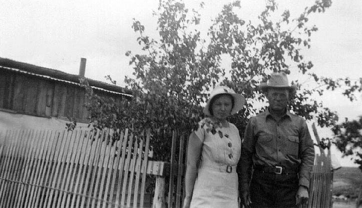 <picket fence in front of grandma turner's house>