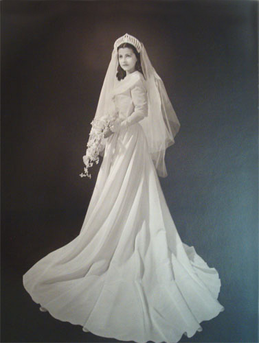 <gloria will bridal photographs the wife of adron's grandnephew ralph will jr>