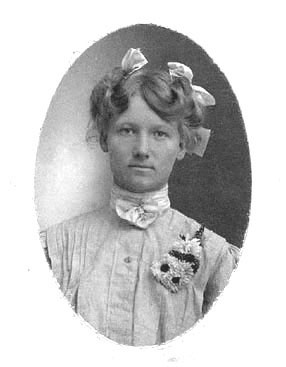 <Viola P. Wagner McCollum Johnie's grandmother>