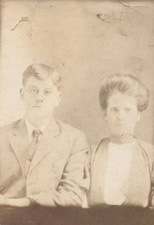 <hardy and Ethel Downer may be wedding photo>