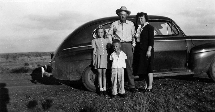 <The Turner's 1940 Ford - July 26, 1944 >