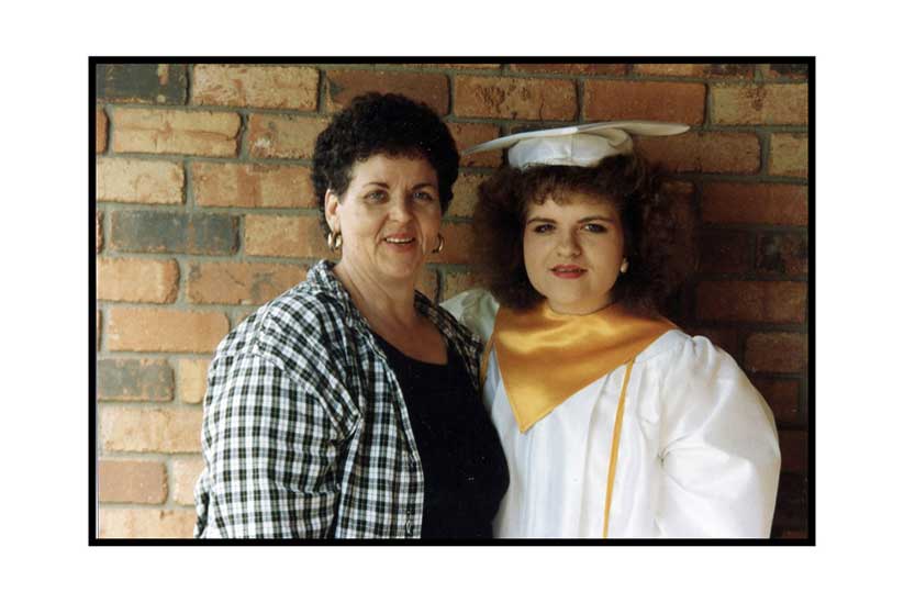 <elane seagler elane cooksie seagler angie seagler cap and gown>