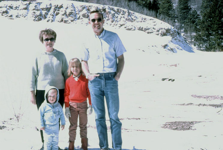 <cloudcroft photo by nick a nmsu graduate sutdent red sweater blue hoodie gerald singleton sunglasses>