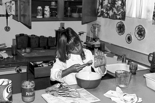 <kelly making cookies chilton ave>