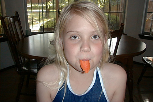 <krystal carrot toung>